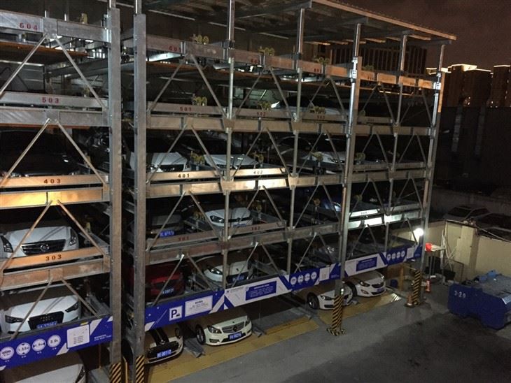 Zes- niveaulift- en - verschuifbaar parkeerapparaat